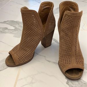 Lucky brand open-toe bootie sz 8